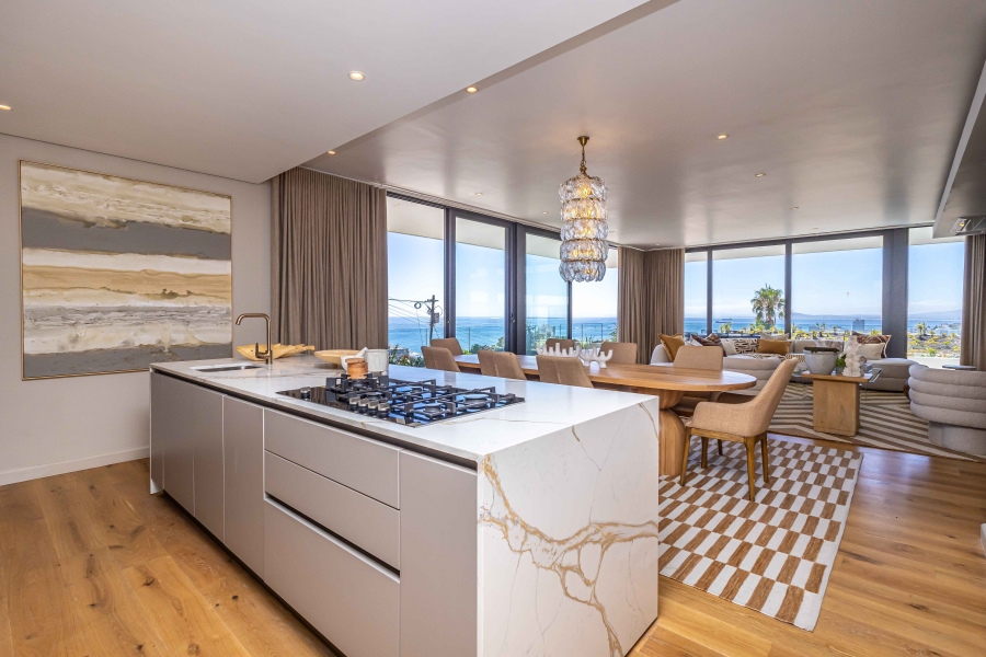 4 Bedroom Property for Sale in Fresnaye Western Cape